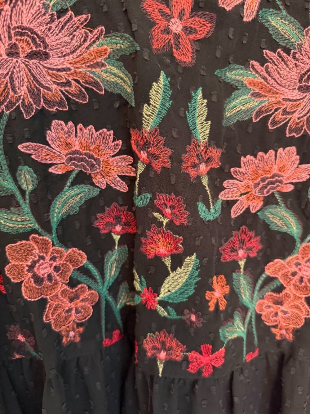 American Eagle Embroidered Flowy Peplum Top Size M - Picture 5 of 6